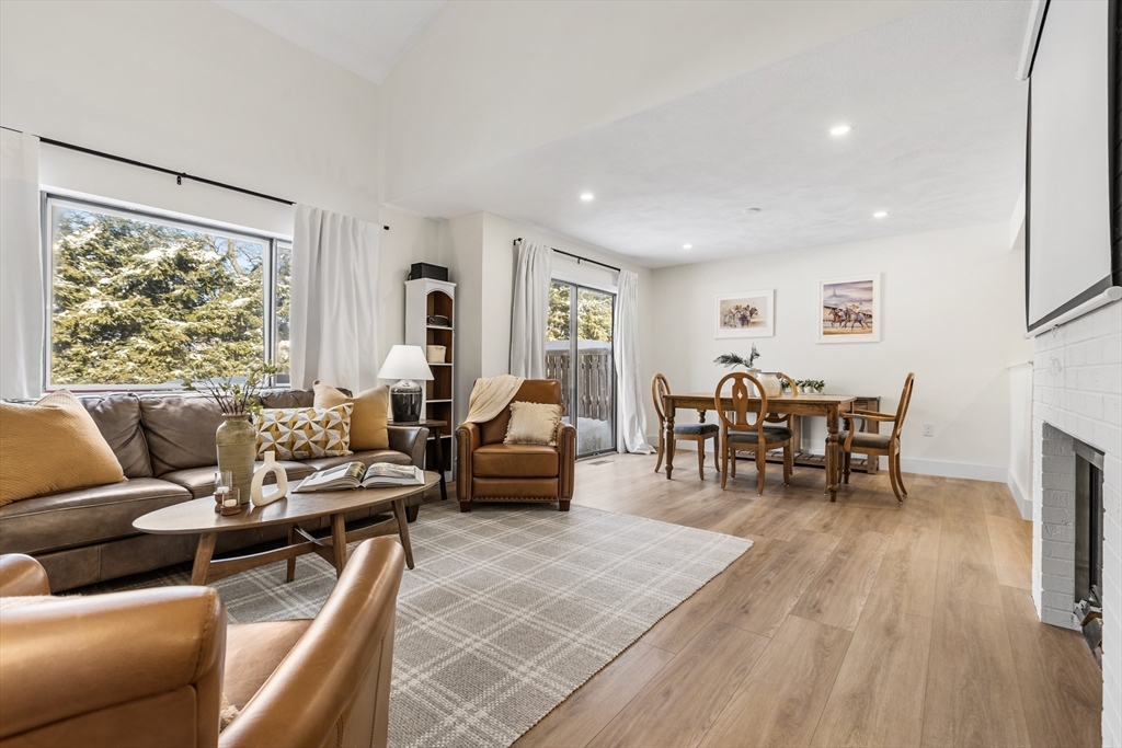 23 Tamarack Lane, Unit 23 Peabody, MA 01960 - Photo 7 of 31