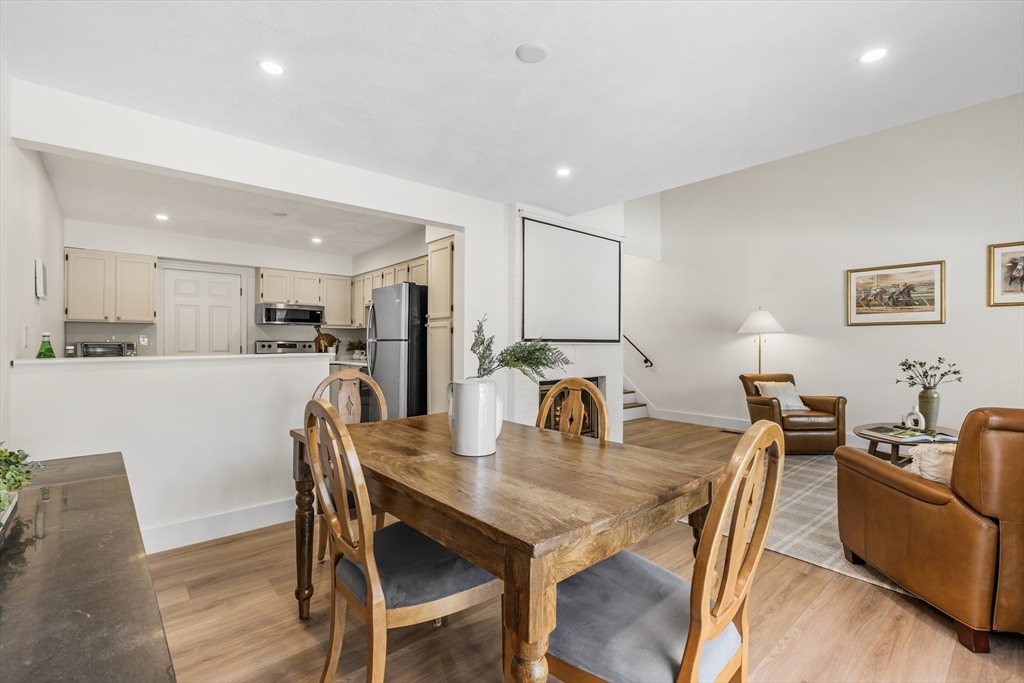 23 Tamarack Lane, Unit 23 Peabody, MA 01960 - Photo 9 of 31