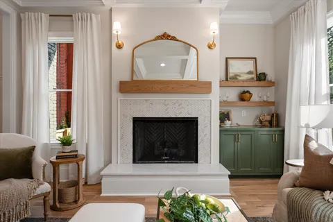 $2,500,000 | 1015 15th Avenue South, Nashville, TN 37212