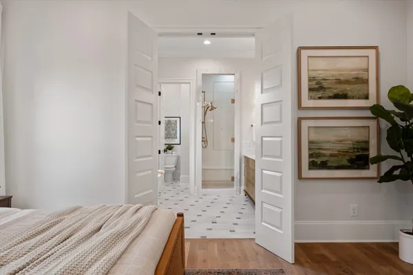 $2,500,000 | 1015 15th Avenue South, Nashville, TN 37212