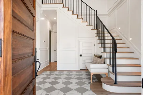 $2,500,000 | 1015 15th Avenue South, Nashville, TN 37212