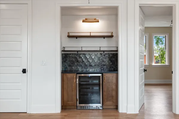 $2,500,000 | 1015 15th Avenue South, Nashville, TN 37212