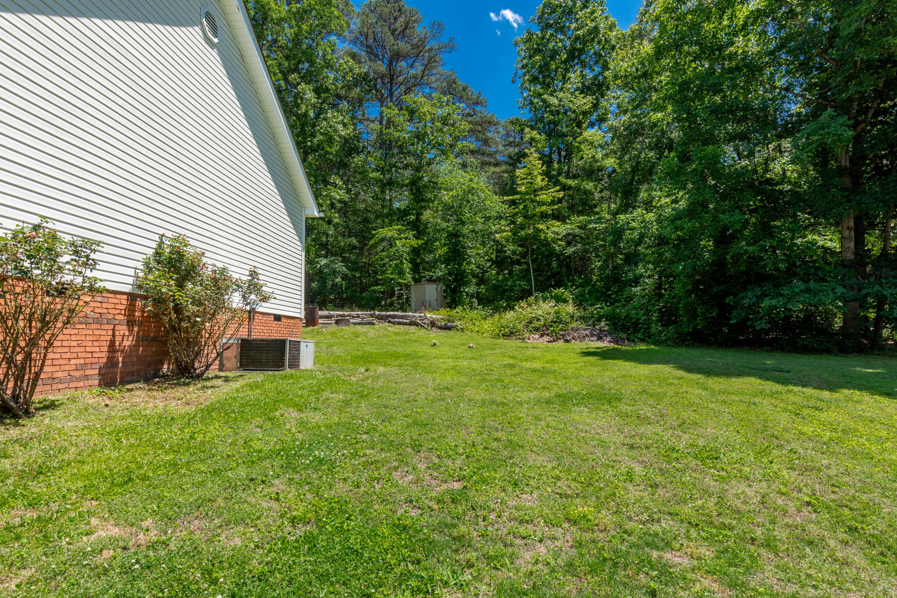 618 Howard Leonard Road Ringgold, GA 30736 - Photo 31 of 34 618 Howard Leonard Rd-32