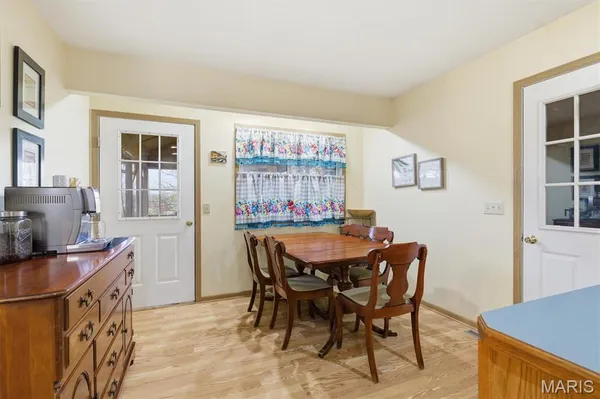 $325,000 | 1013 Sassafras Street, Willow Springs, MO 65793