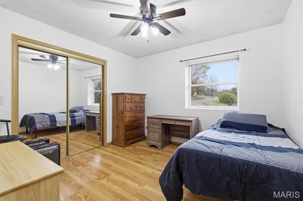 $325,000 | 1013 Sassafras Street, Willow Springs, MO 65793