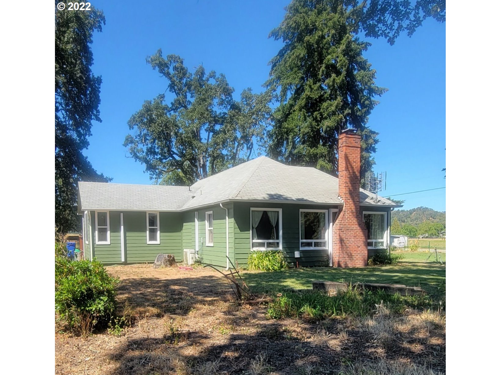 2021 Winston Section Road Winston, OR 97496 - Photo 2 of 31 Exterior