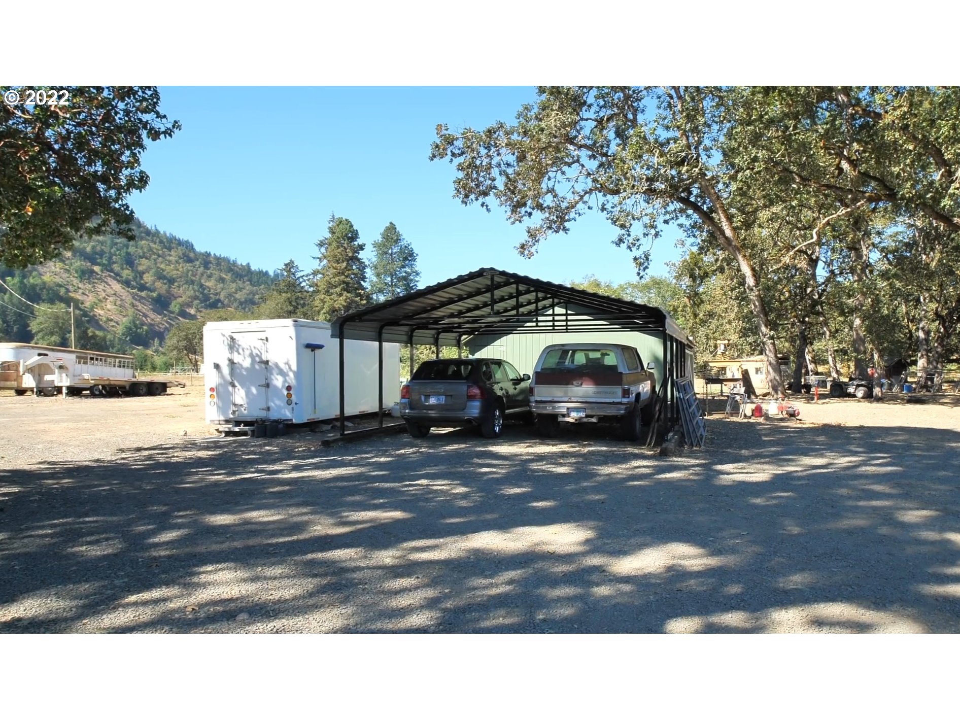 2021 Winston Section Road Winston, OR 97496 - Photo 29 of 31 Carport