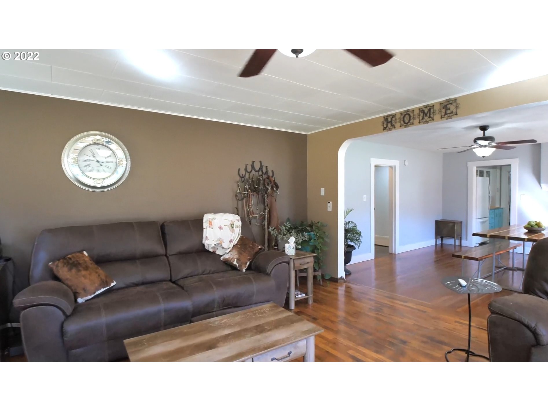 2021 Winston Section Road Winston, OR 97496 - Photo 9 of 31 Living Room/Dining Room