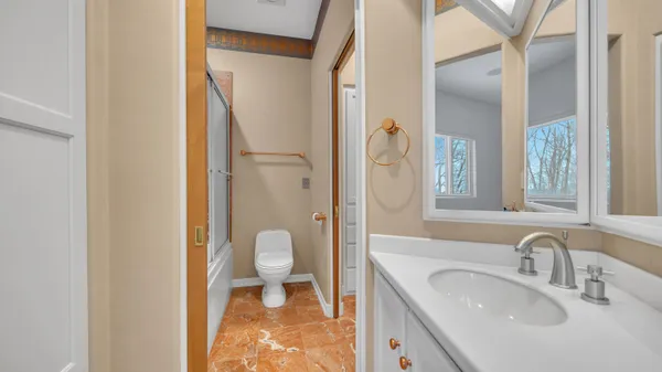 $699,900 | 58 Oakridge Court, Fond du Lac, WI 54937