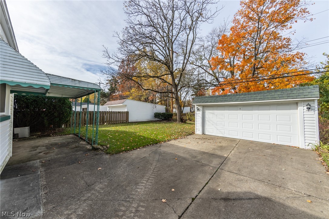 5610 Sunny Lane Road Maple Heights, OH 44137 - Photo 4 of 20