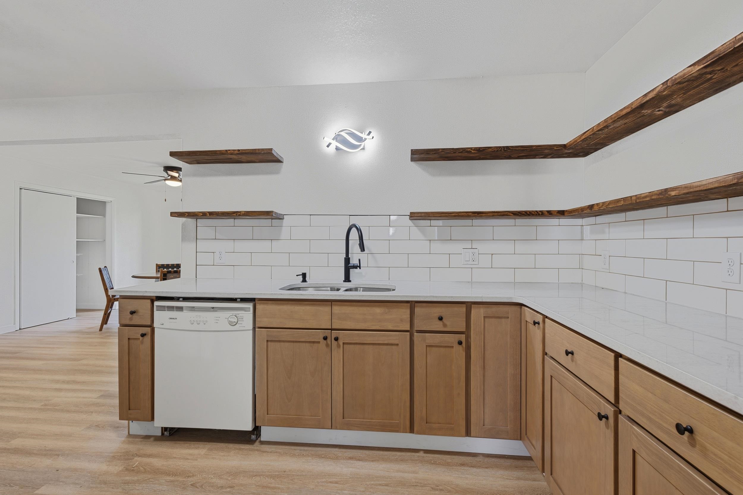 148 North Park Street Markesan, WI 53946 - Photo 8 of 34