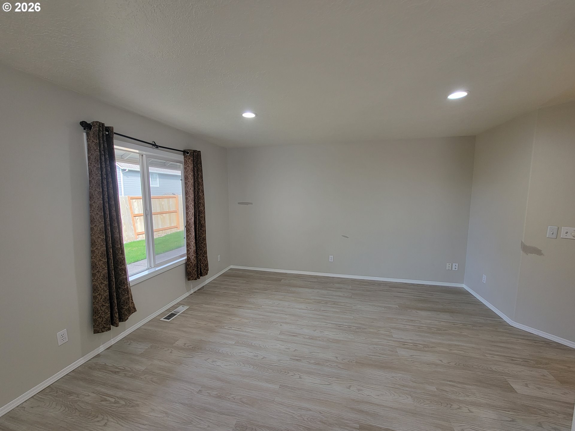 5923 Rhinestone Court Southeast Salem, OR 97306 - Photo 11 of 25