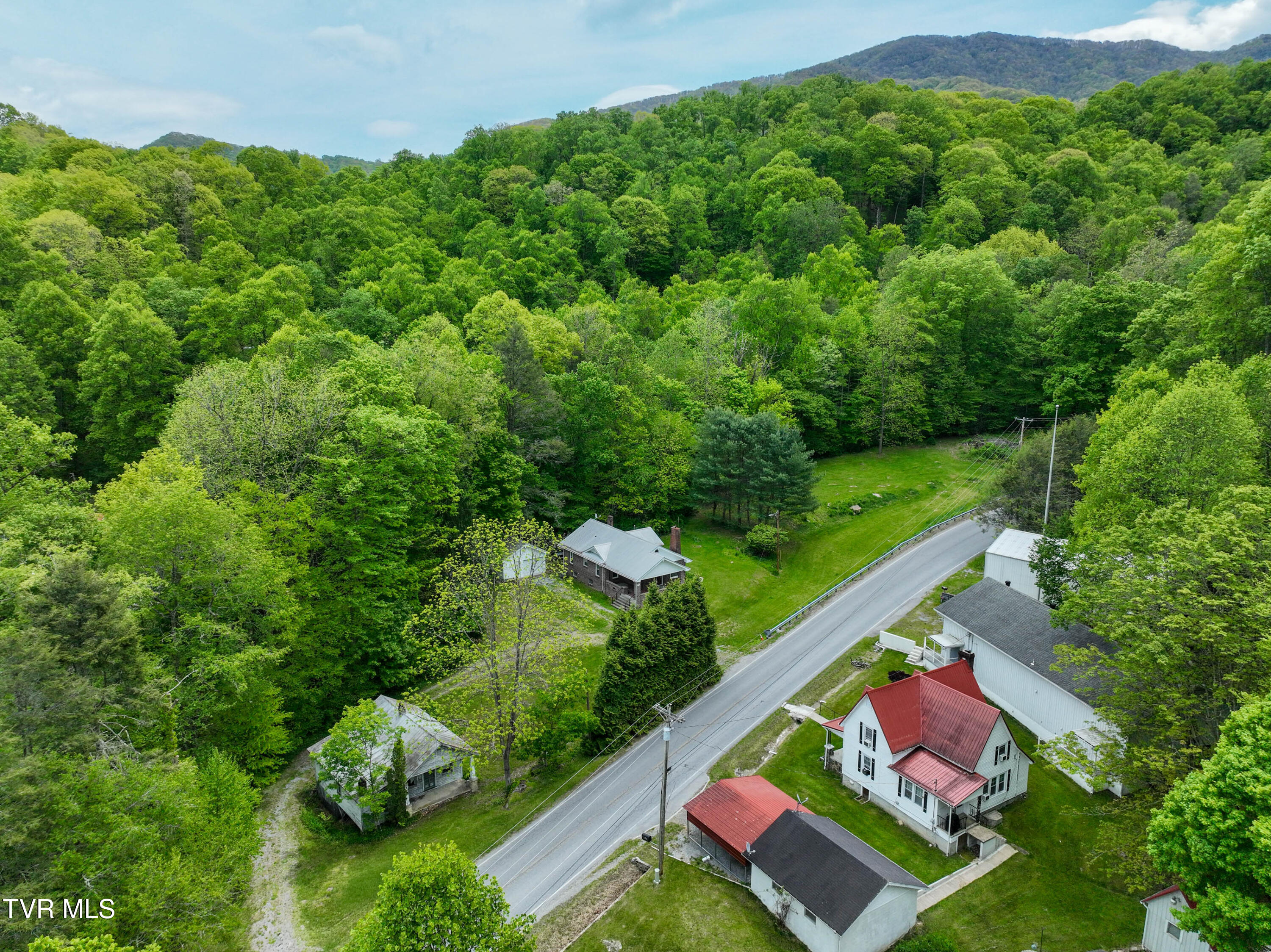275 Tiger Creek Road Roan Mountain, TN 37687 - Photo 100 of 104 275 Tiger Creek Rd Drone WALLACE-47