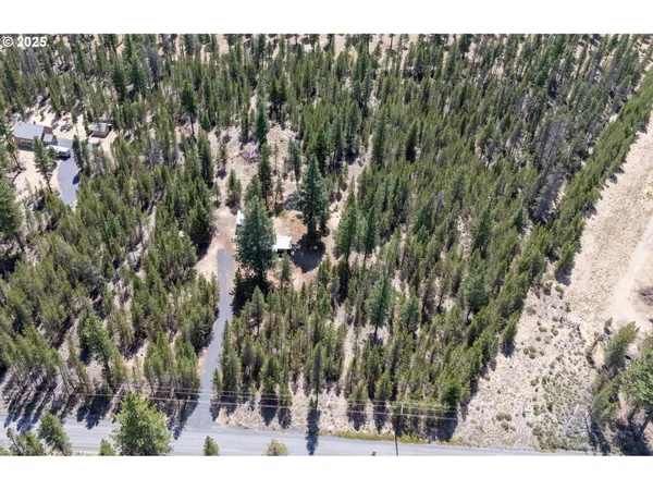 $249,000 | 652 Chapman Street, Gilchrist, OR 97737