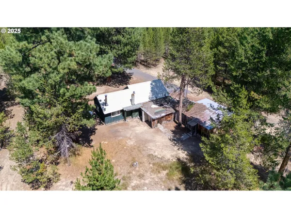 $249,000 | 652 Chapman Street, Gilchrist, OR 97737