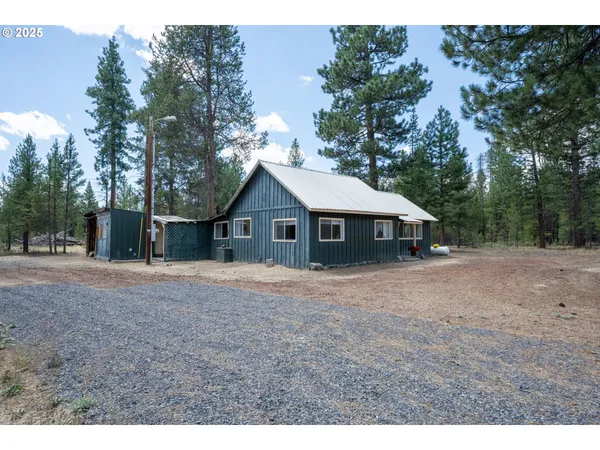 $249,000 | 652 Chapman Street, Gilchrist, OR 97737