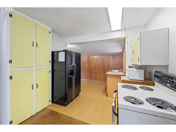 $249,000 | 652 Chapman Street, Gilchrist, OR 97737