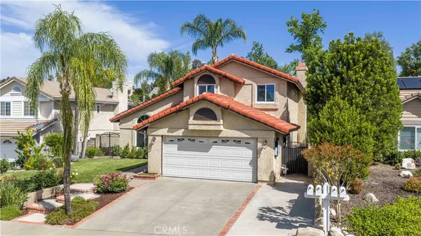 $925,000 | 25541 Pembrook Place, Saugus, CA 91350