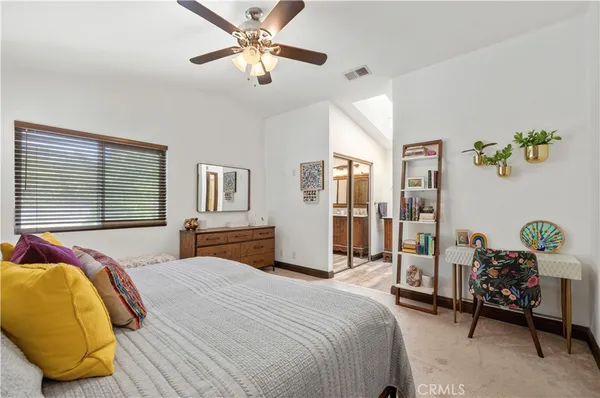 $925,000 | 25541 Pembrook Place, Saugus, CA 91350
