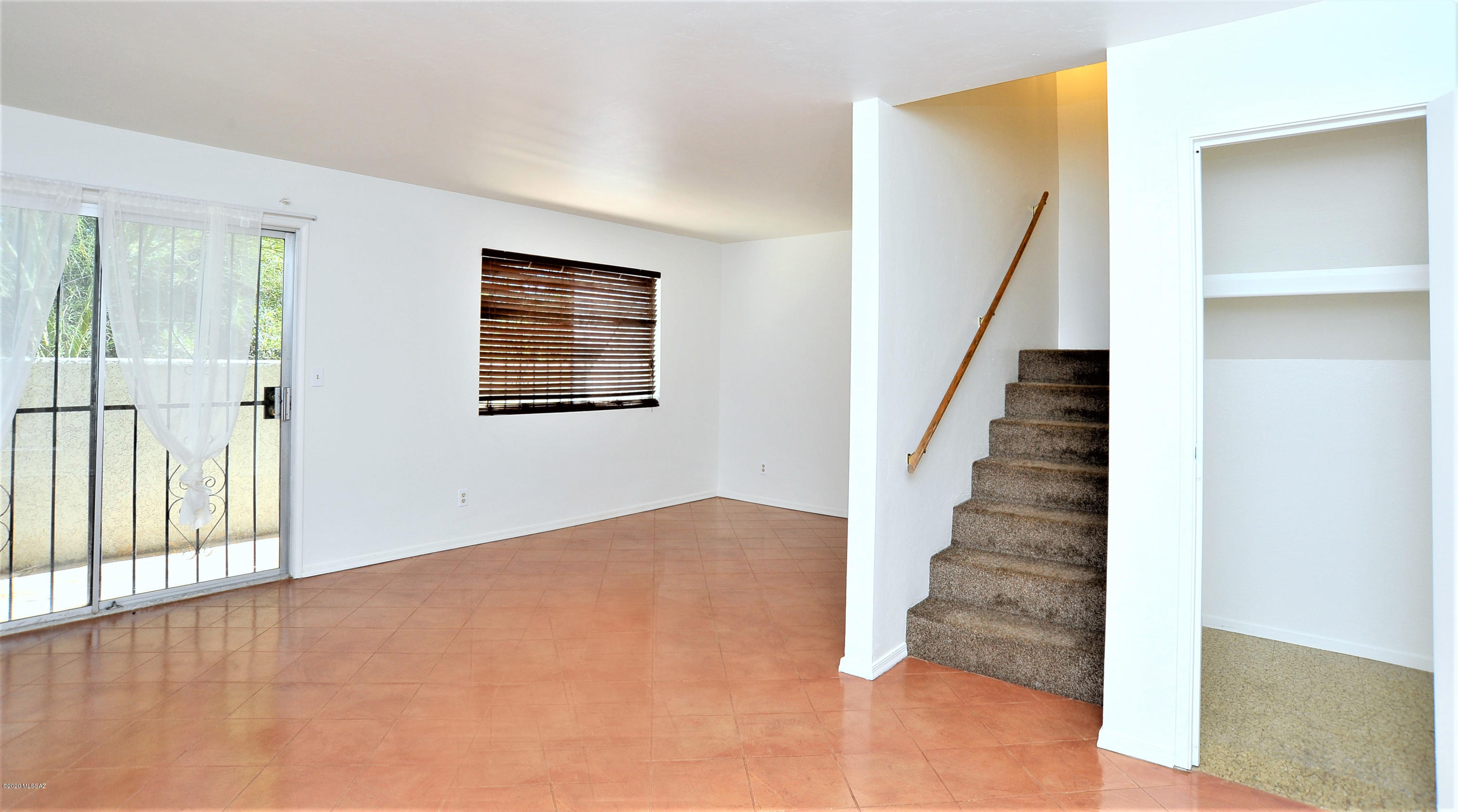 2785 West Anklam Road, Unit D Tucson, AZ 85745 - Photo 5 of 17