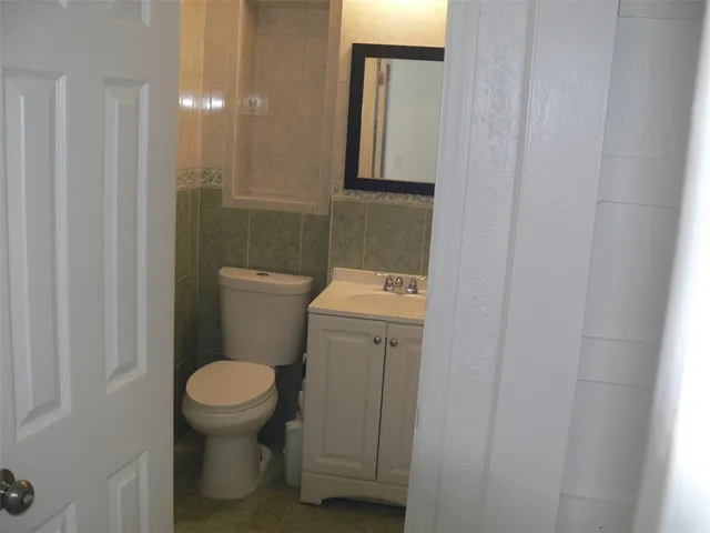 $499,000 | 870 Northwest 84th Street, Miami, FL 33150