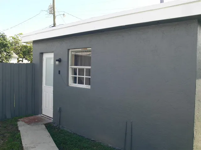 $499,000 | 870 Northwest 84th Street, Miami, FL 33150