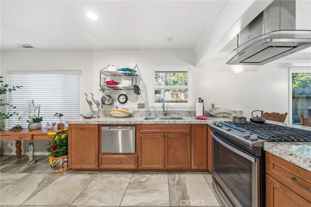 $1,368,000 | 195 Knoll Road, Big Bear Lake, CA 92315