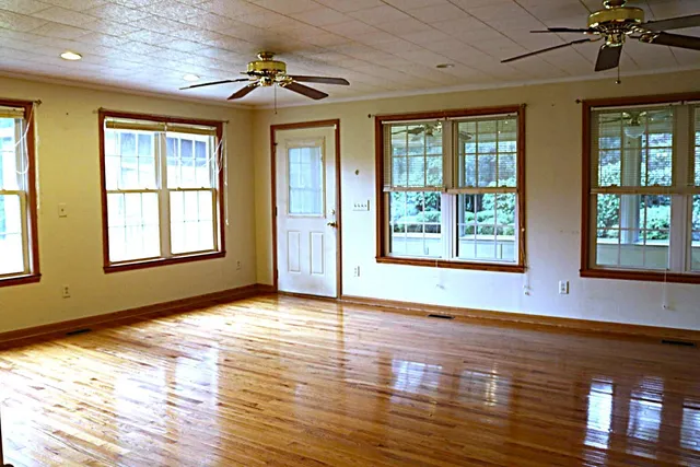 $2,300 | 70 Cummings Court, Walterboro, SC 29488