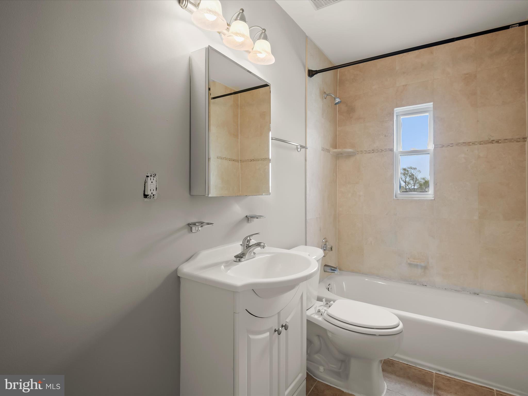 2615 4th Street Northeast, Unit 303 Washington, DC 20002 - Photo 17 of 19 Bath