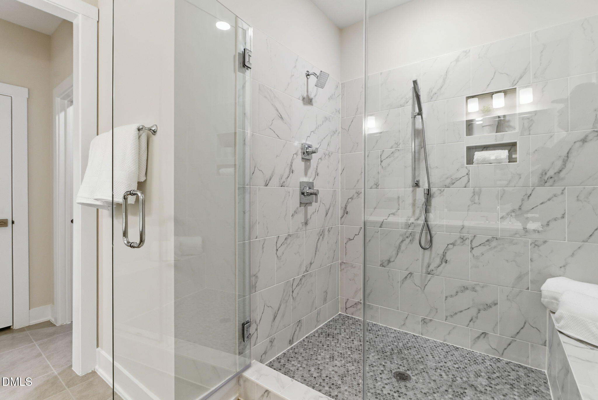 11548 Helmond Way, Unit 104 Raleigh, NC 27617 - Photo 5 of 33 11548 Helmond Way 104-48