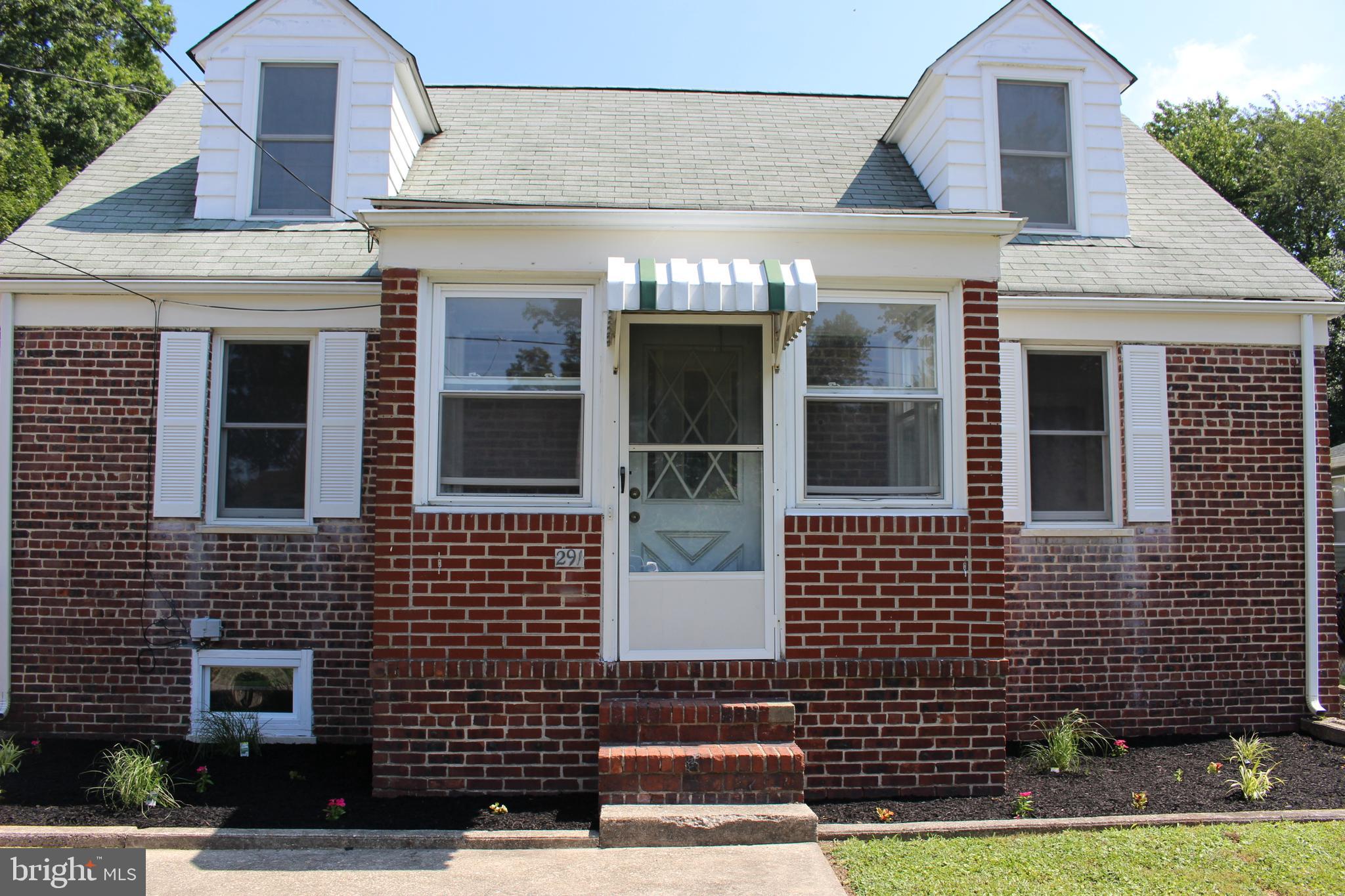 291 Dixie Drive Carneys Point, NJ 08069 - Photo 2 of 28