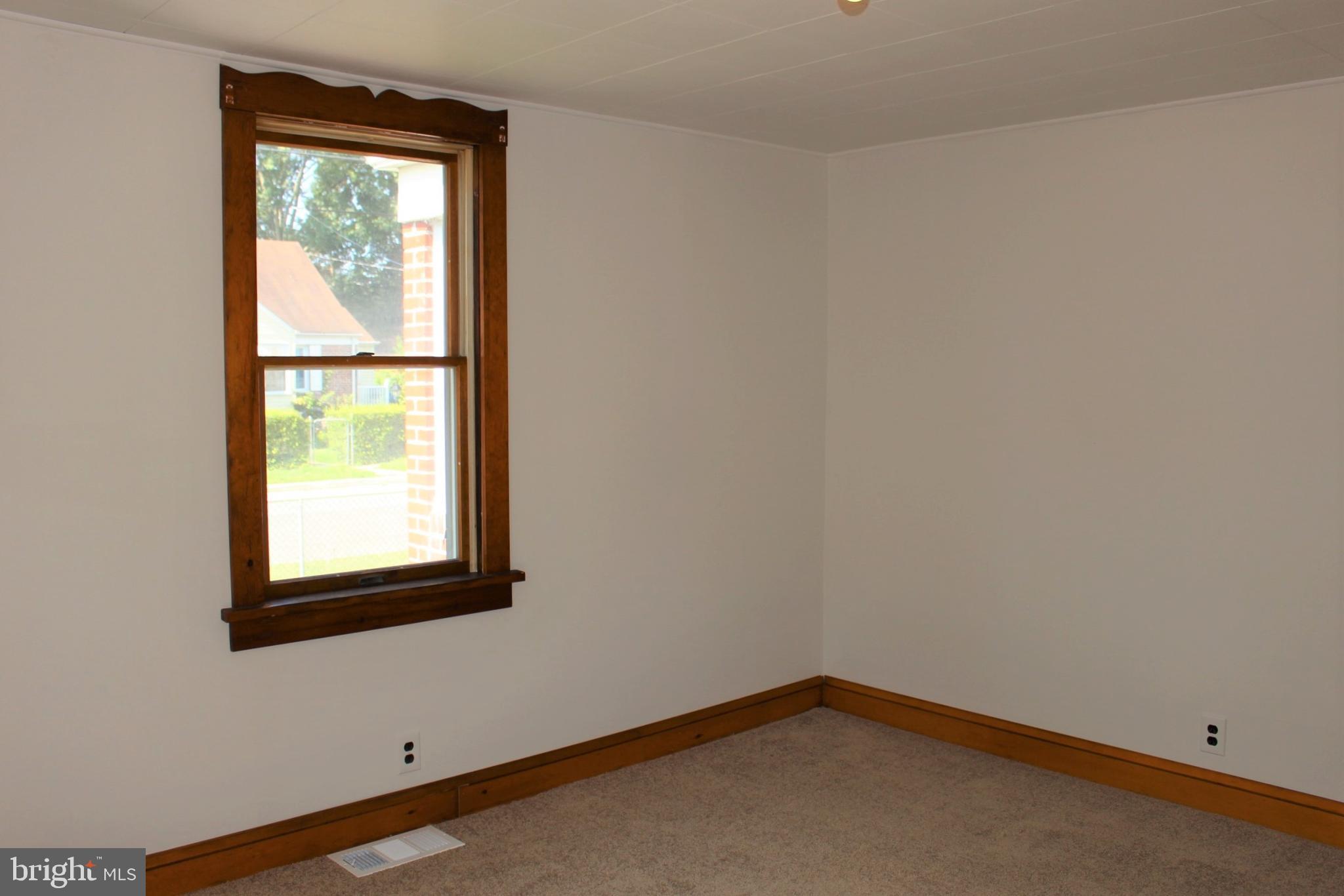 291 Dixie Drive Carneys Point, NJ 08069 - Photo 14 of 28 Bedroom 1 Main