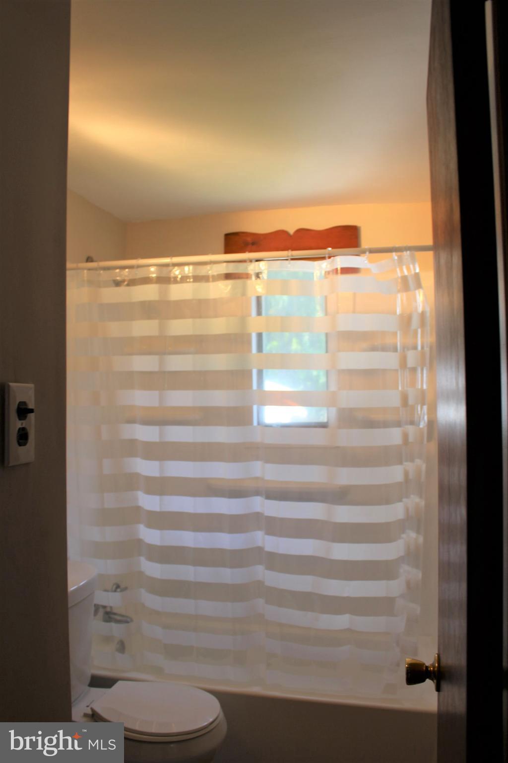 291 Dixie Drive Carneys Point, NJ 08069 - Photo 16 of 28 Bathrrom Main