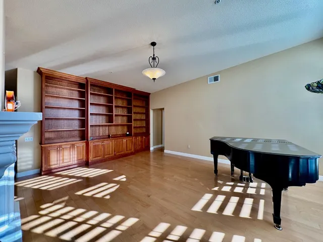 $2,288,000 | 435 Sheridan Avenue, Unit 312, Palo Alto, CA 94306