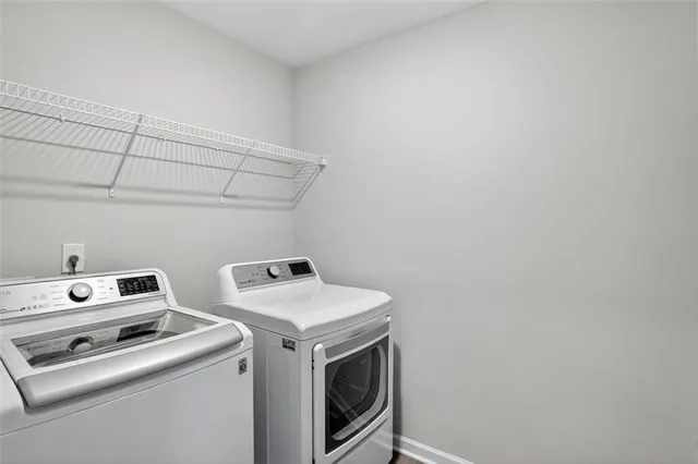 $3,000 | 1553 Spring Hollow Way, Stone Mountain, GA 30083