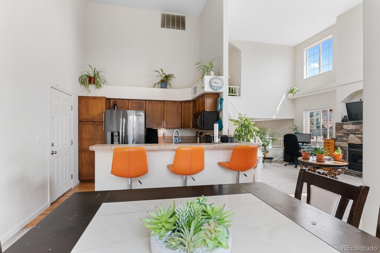 1355 South Chambers Road, Unit 101 Aurora, CO 80017 - Photo 5 of 28 Gallery Image 5