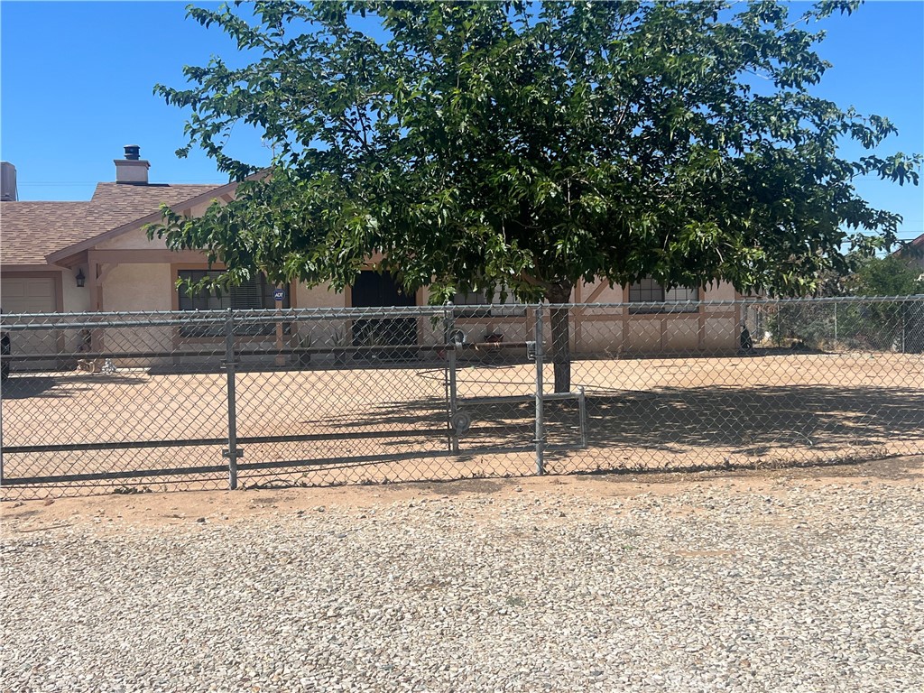 21049 Del Oro Road Apple Valley, CA 92308 - Photo 1 of 1 Gallery Image 1