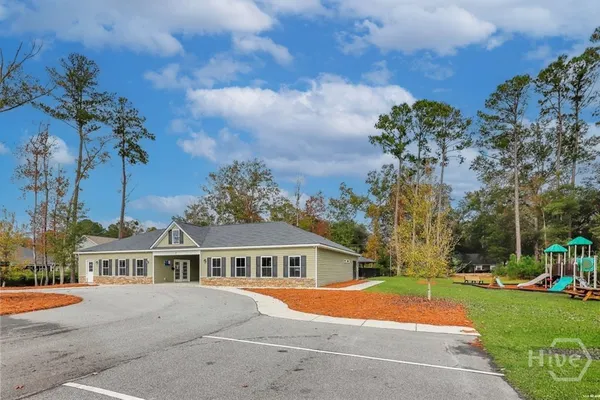 $2,500 | 215 Shelton Street, Richmond Hill, GA 31324