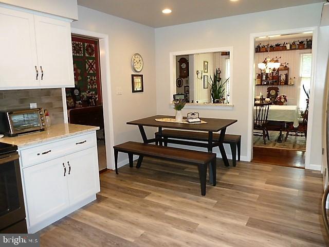 522 East Creamery Road Perkasie, PA 18944 - Photo 13 of 46 Kitchen table area
