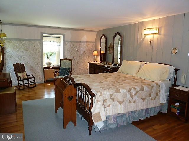 522 East Creamery Road Perkasie, PA 18944 - Photo 26 of 46 Master Bedroom