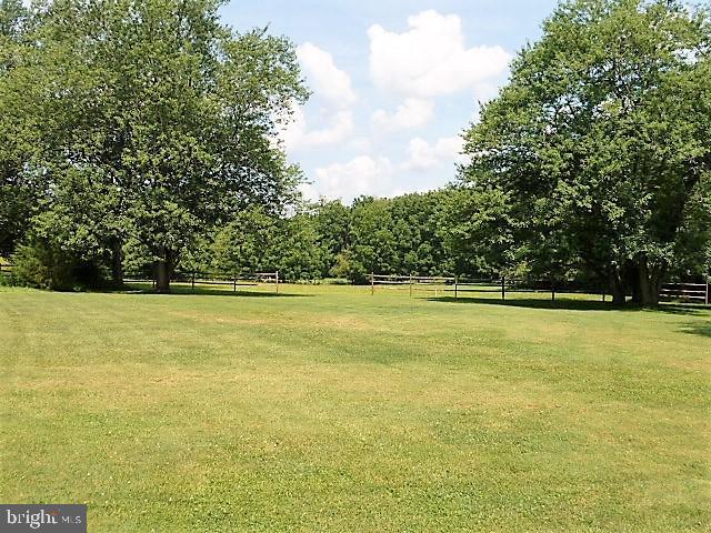 522 East Creamery Road Perkasie, PA 18944 - Photo 40 of 46 Yard