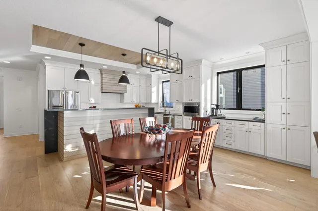 $935,000 | 11425 Wildflower Drive, Lake Elmo, MN 55042