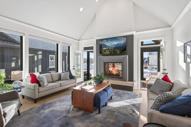 $935,000 | 11425 Wildflower Drive, Lake Elmo, MN 55042