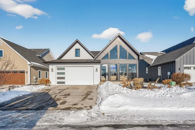 $935,000 | 11425 Wildflower Drive, Lake Elmo, MN 55042