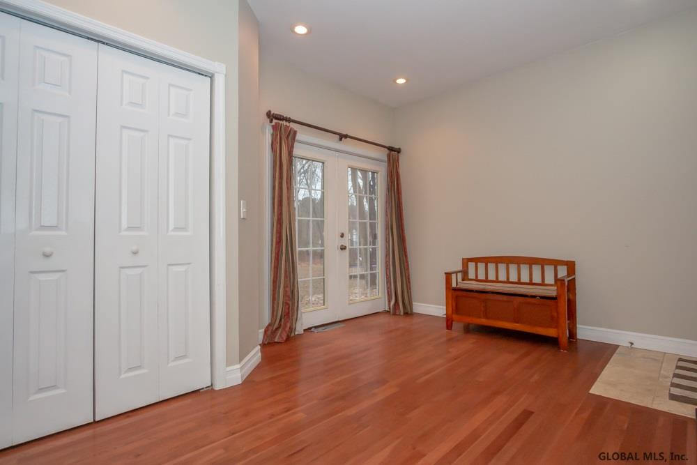 3046 Lone Pine Road Schenectady, NY 12303 - Photo 12 of 27 Photo 12