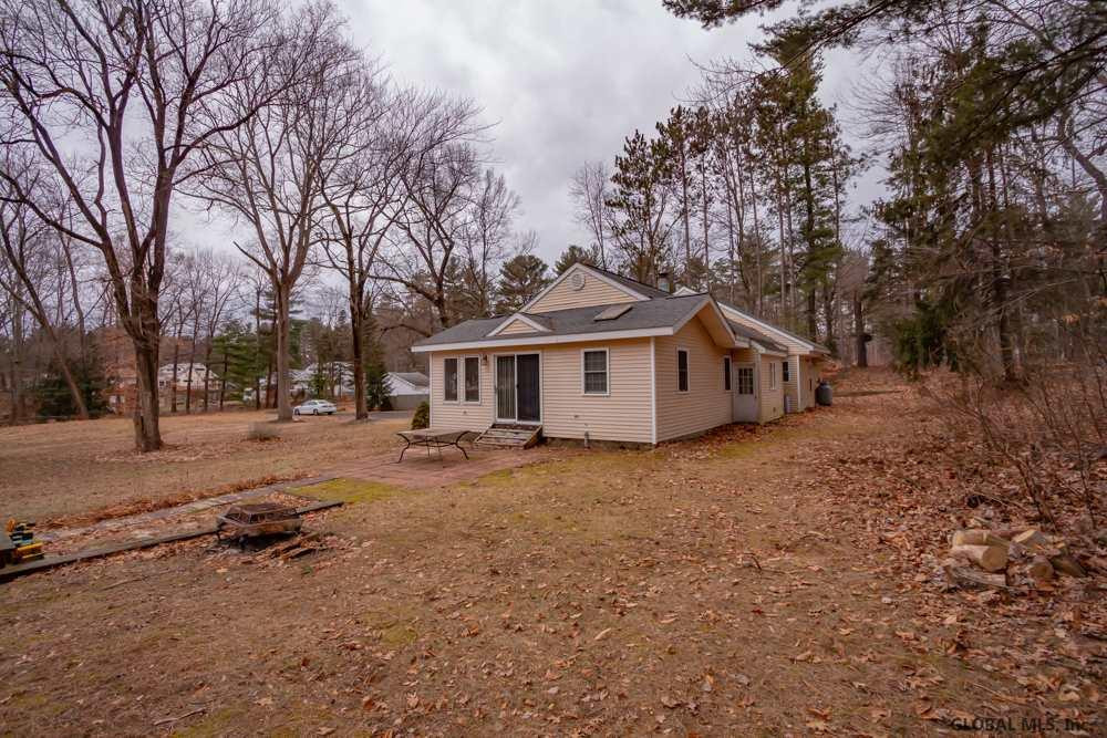 3046 Lone Pine Road Schenectady, NY 12303 - Photo 23 of 27 Photo 23