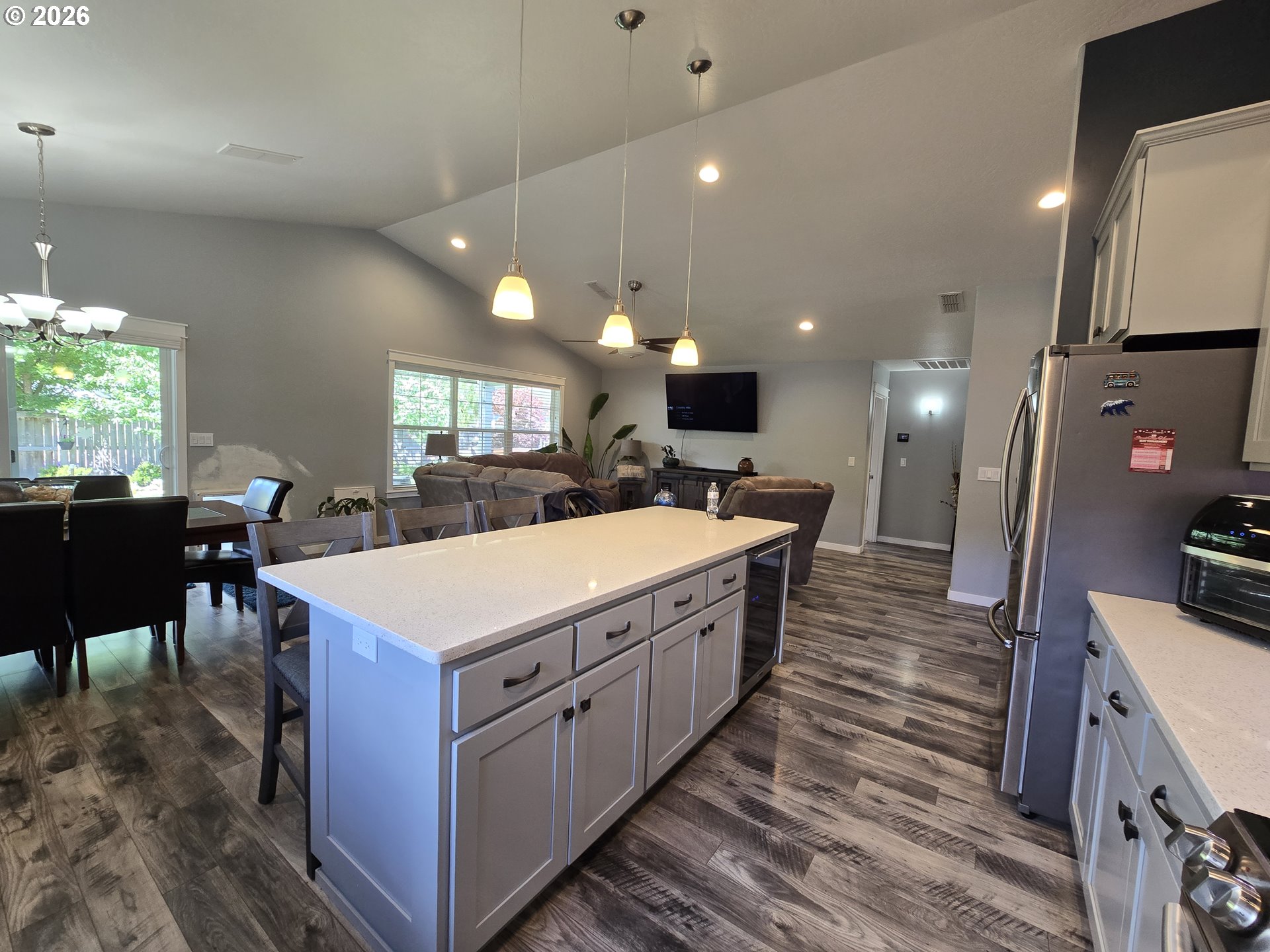 266 Retirement Lane Cave Junction, OR 97523 - Photo 20 of 44