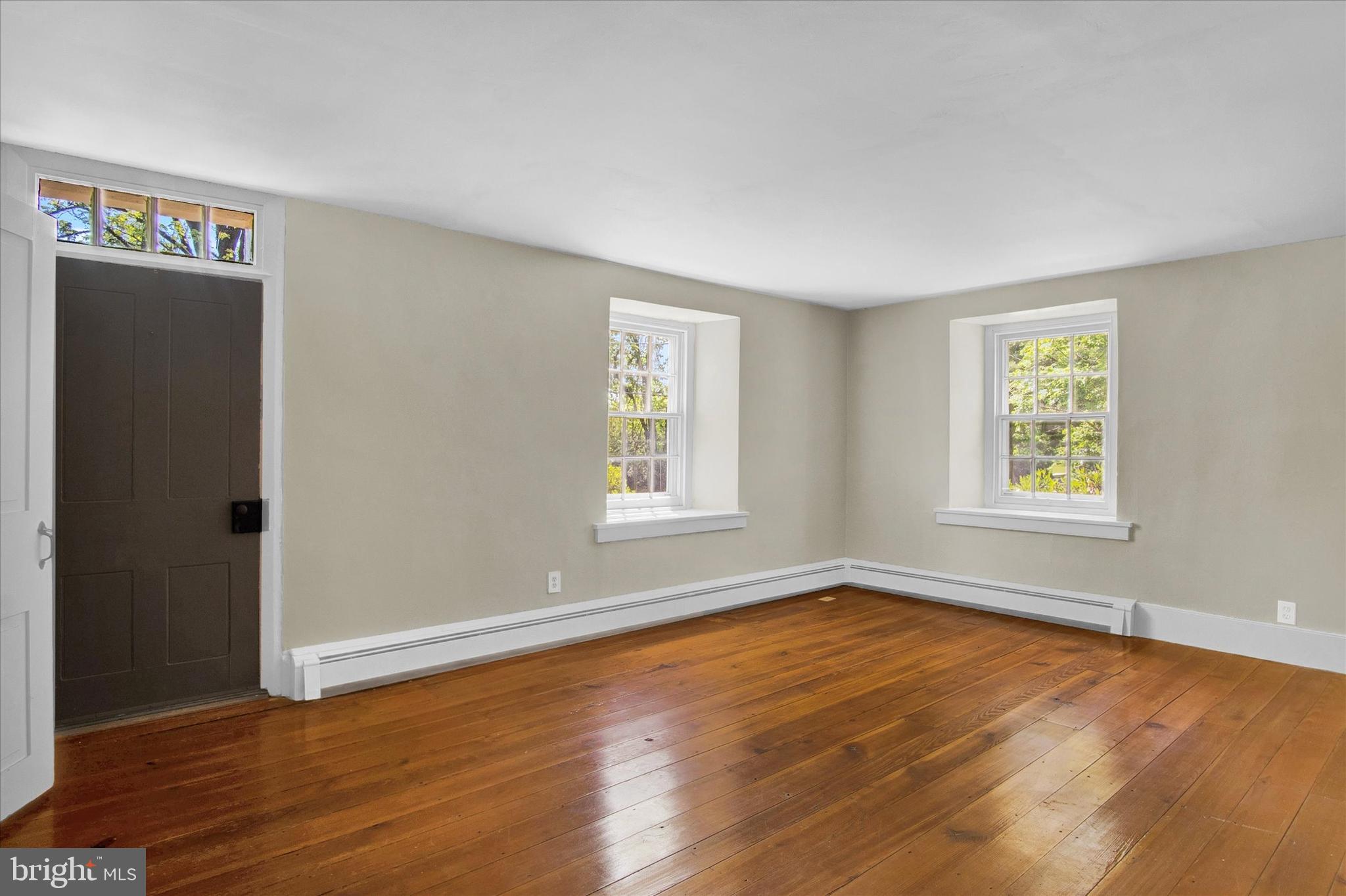 1253 Street Road Chester Springs, PA 19425 - Photo 8 of 43 Front Living room.