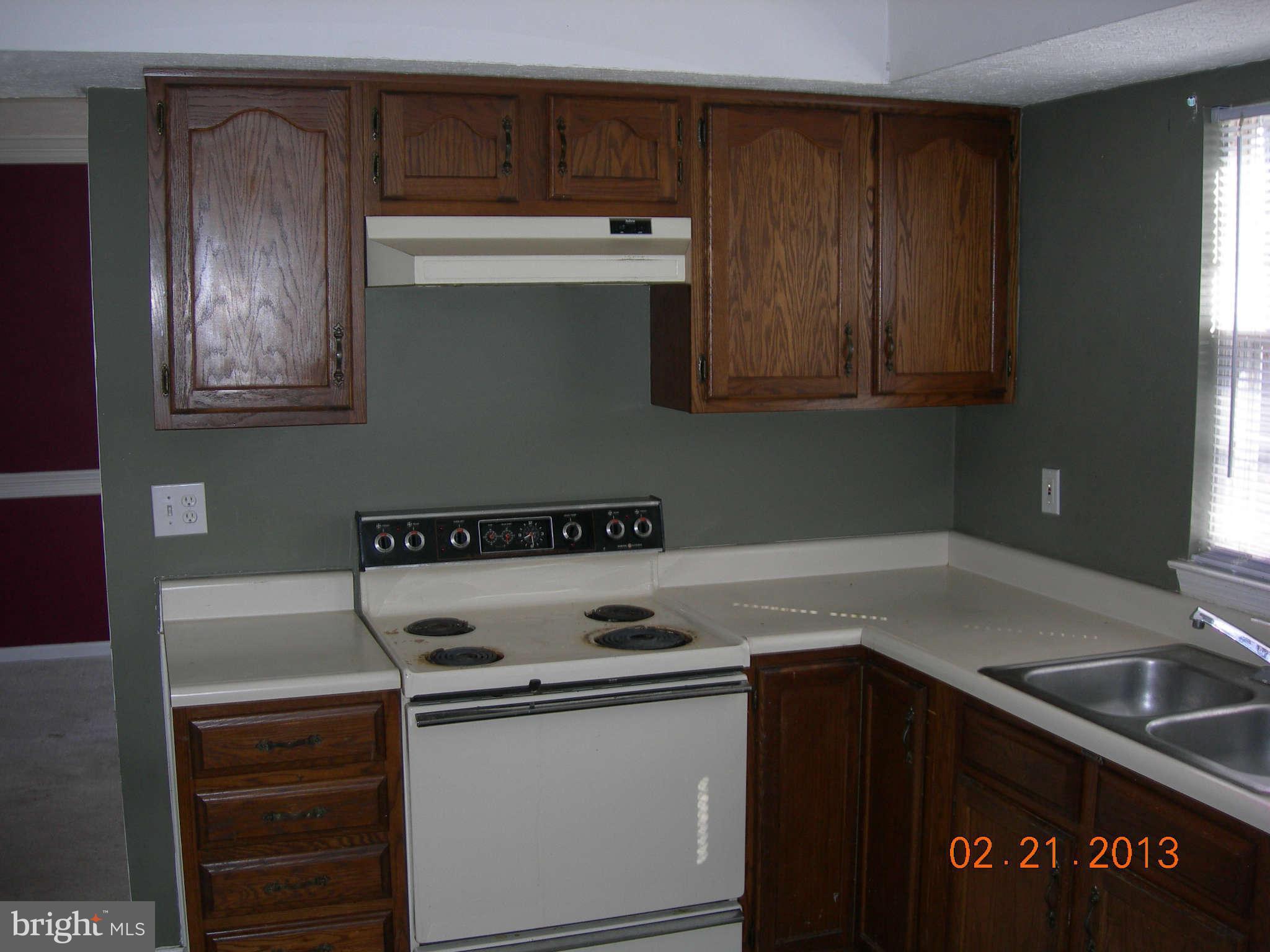 9383 Spring Water Path Jessup, MD 20794 - Photo 8 of 23 Interior (General)