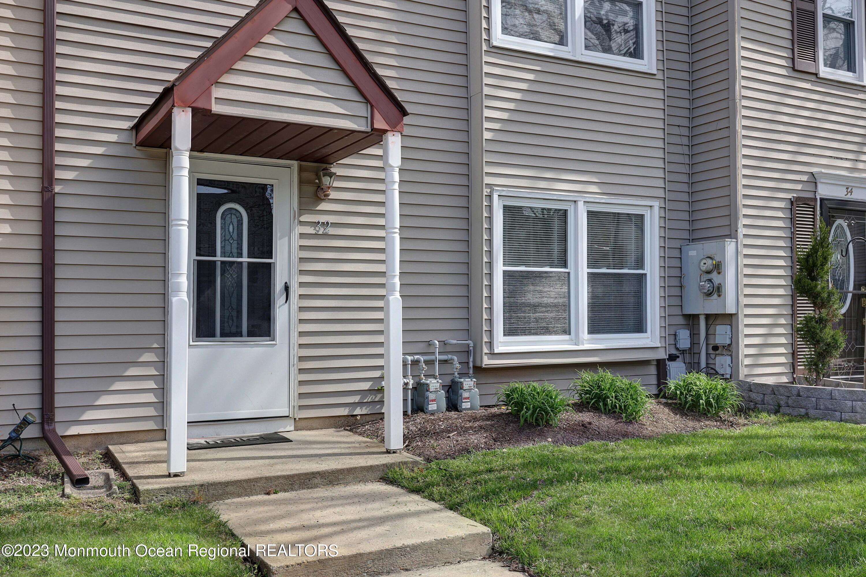 32 Forge Court Jackson, NJ 08527 - Photo 3 of 23 758A8311_2_3_4_5